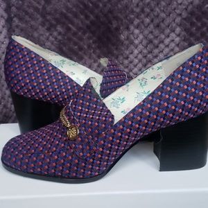 SIZE 10 1901 YATES LOAFER PUMP